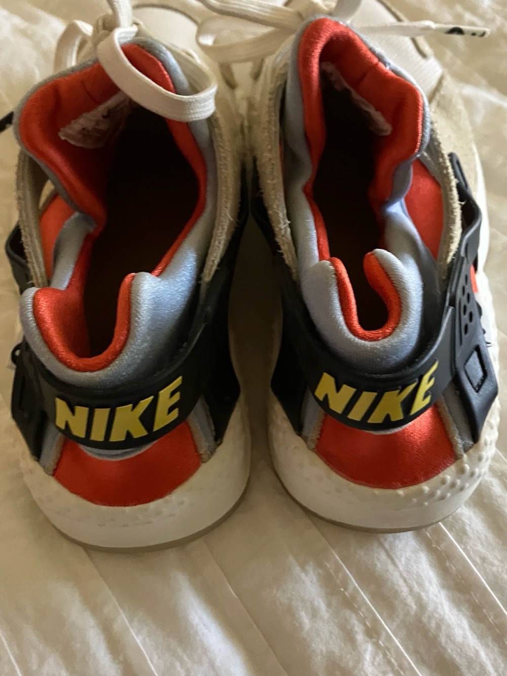 Nike Kids Sneakers in Beige, Gray and Red Accents